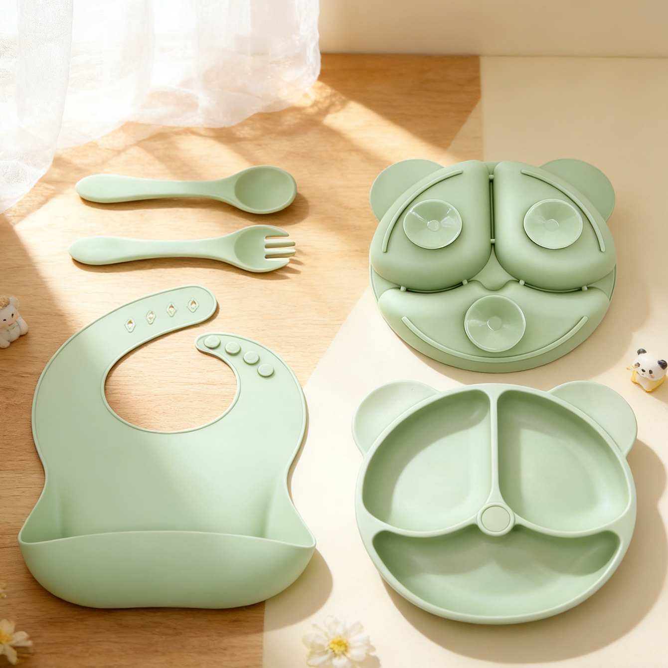 Baby Food Grater - 4PCS Baby Feeding Set with Bib